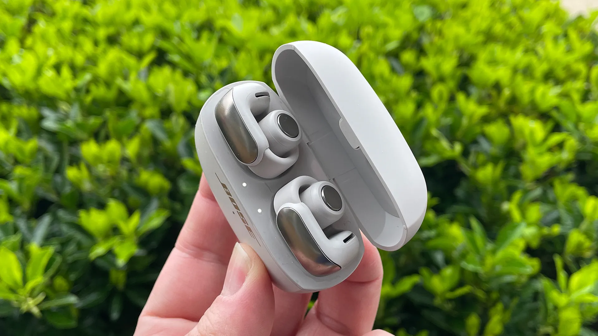 Mengenal Earbuds dan Kenyamanan Audio di Era Modern